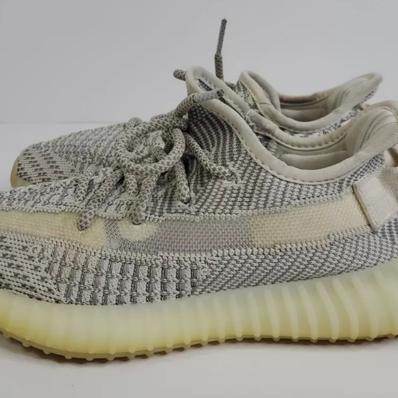 Yeezy 350 V2 Static - Picture 7 of 10